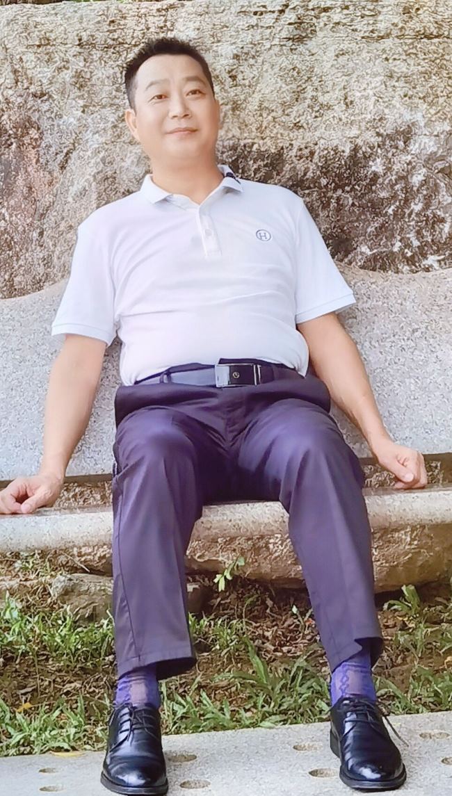 ��������