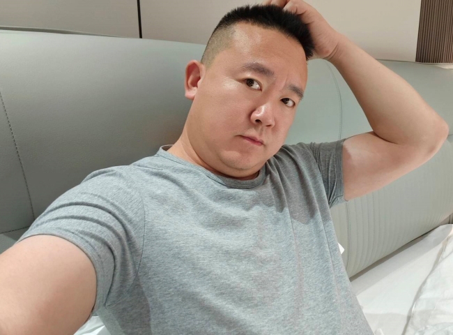 ����׳��